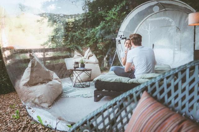 Living Timeless- Bubble Tent Elzach Inklusive Hot Tube Badefass- Schlafen Unterm Sternenhimmel Kültér fotó